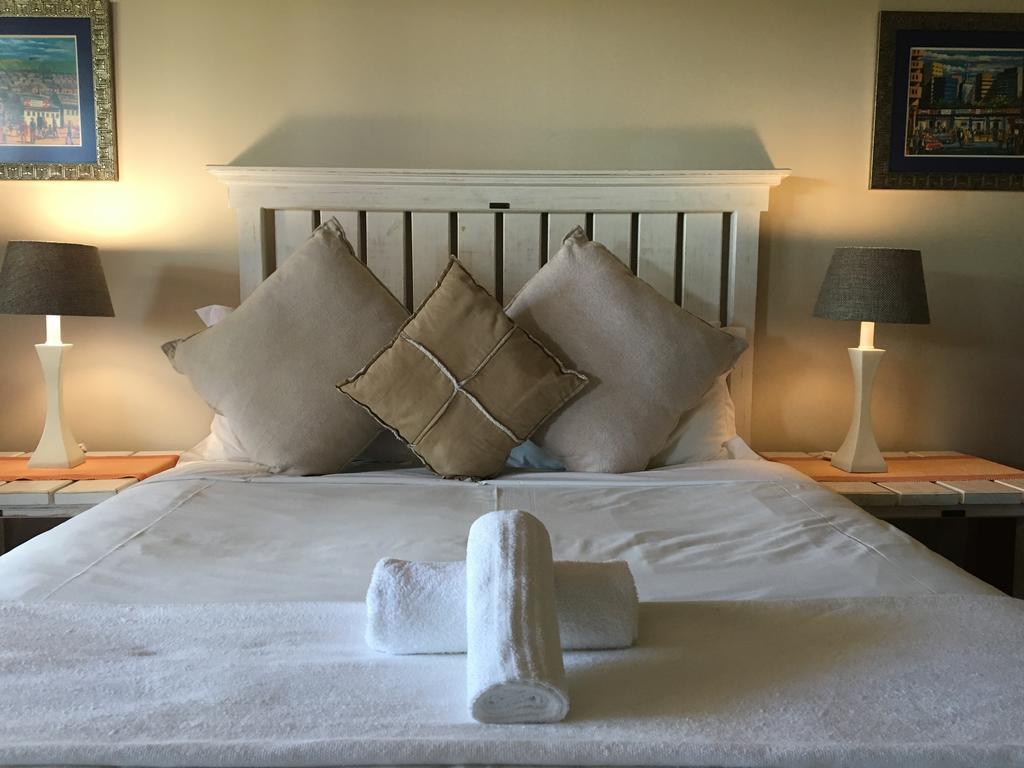 Smart Villa Guest House East London Esterno foto